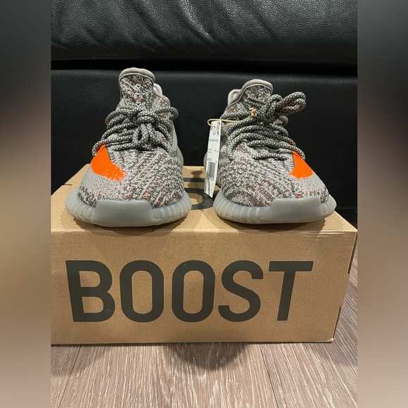 Adidas Yeezy Boost 350 V2 Beluga Reflective - Picture 6 of 8